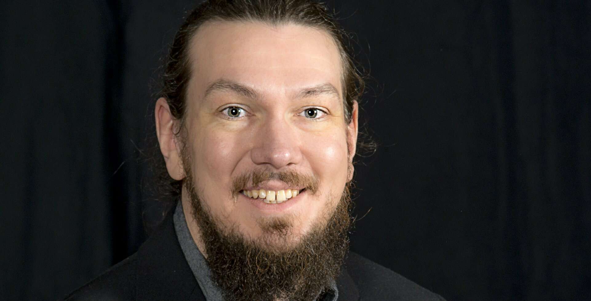 Porträtt av Jonas Persson.