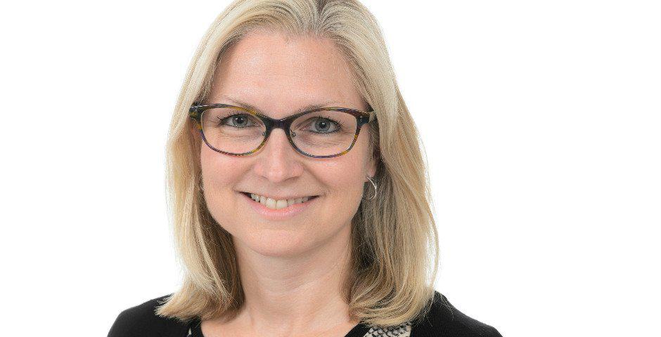 Porträtt av Åsa Petersén.