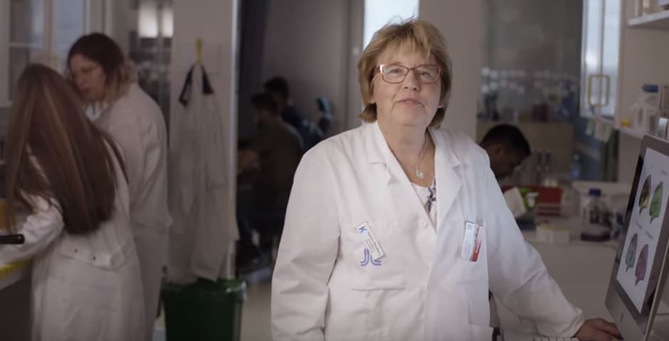 Porträtt av Professor Agneta Nordberg, Karolinska Institutet.