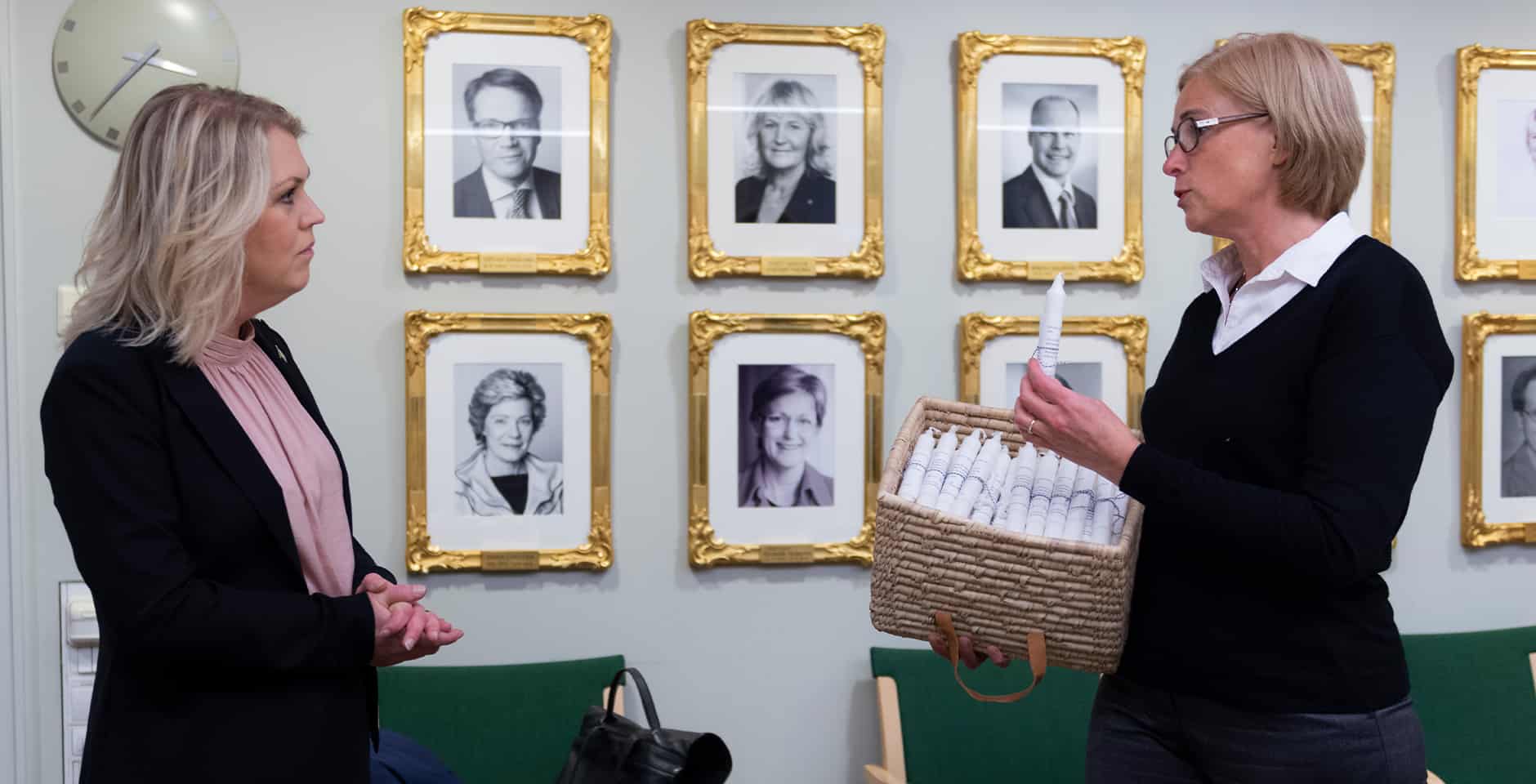 Socialminister Lena Hallengren och Hjärnfondens generalsekreterare Anna Hemlin.